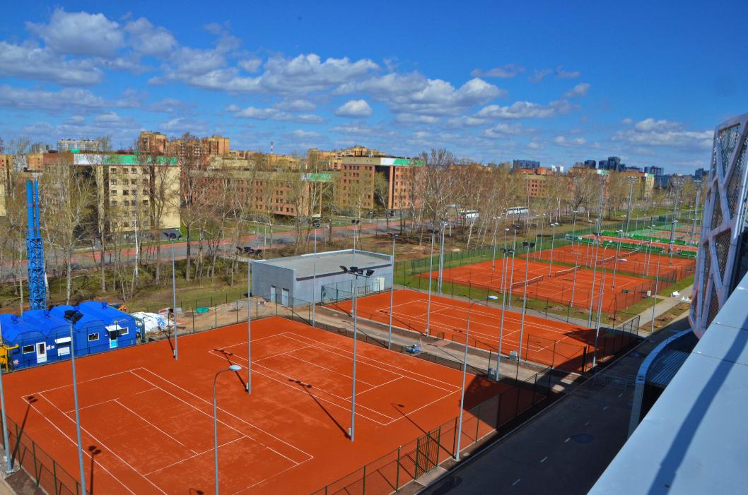 Казанская академия тенниса открывает сезон грунтовых кортов.