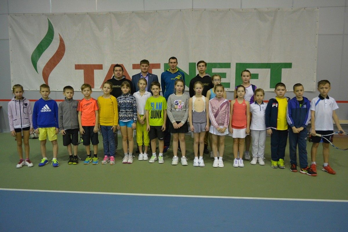 В Лениногорске завершился турнир выходного дня среди теннисистов 9-10 лет