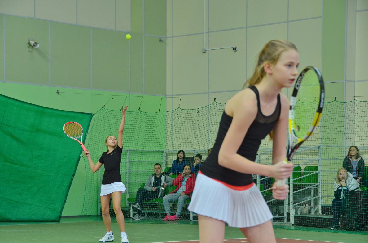 Первенство Татарстана по теннису пройдет сразу в двух возрастных категориях
