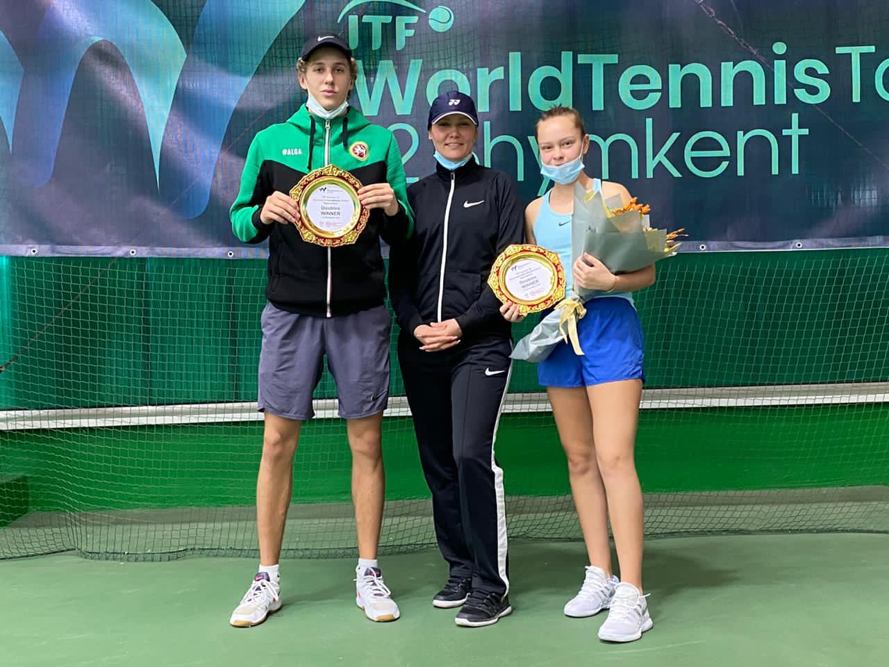 Симакин и Бородина завоевали "золото" на турнире ITF JUNIORS J2 