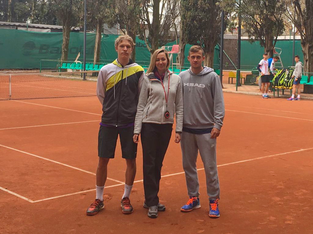 Представители Татарстана провели УТС со сборной России по теннису